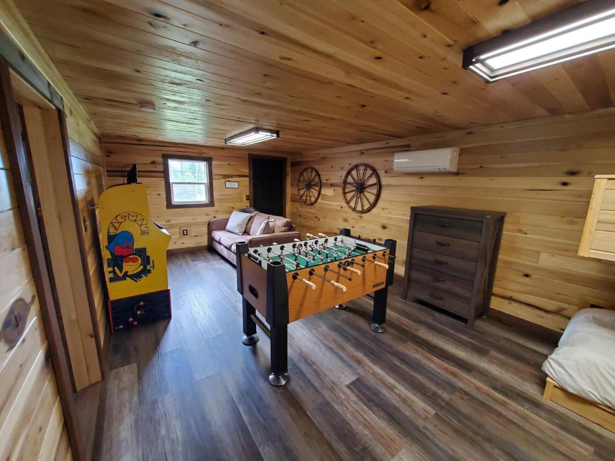 Luxury Cabin W/ Game Room & Hot Tub At Cave Run Lake Wellington Exterior photo