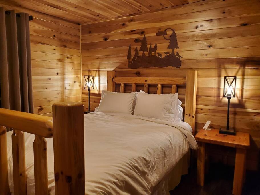 Luxury Cabin W/ Game Room & Hot Tub At Cave Run Lake Wellington Exterior photo